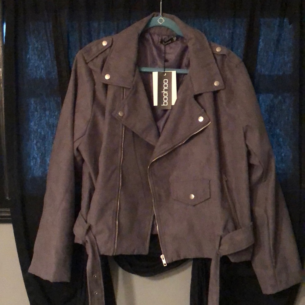 Boohoo Plus Size Izzy Belted Suedette Jacket